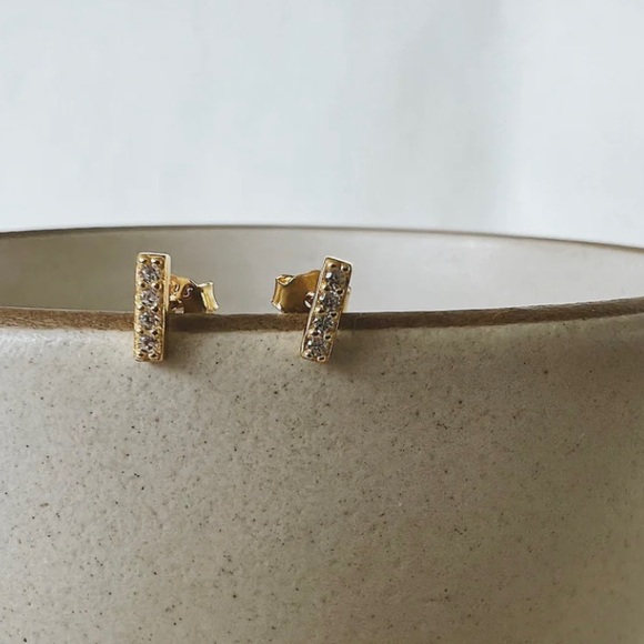 Bar Stud Earrings with Cubic Zirconia - Picture 1 of 5